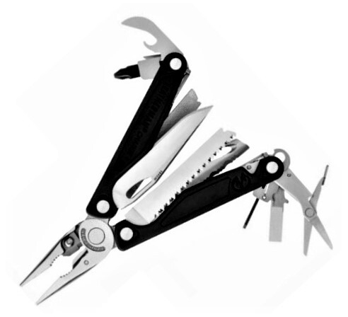 Мультитул Leatherman Charge Plus (832516) по низким ценам в магазине Пневмач