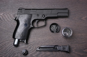 Пневматический пистолет для самообороны – так ли эффективно?